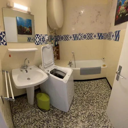 Location Au Lavandou 2 Chambres Apartment *